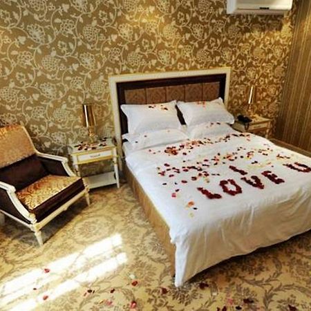 Rose Garden Hotel Riyadh Exterior photo
