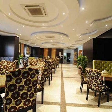 Rose Garden Hotel Riyadh Exterior photo