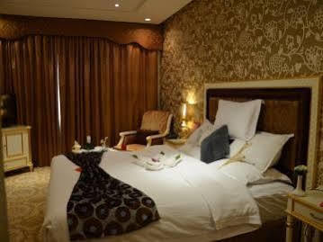 Rose Garden Hotel Riyadh Exterior photo