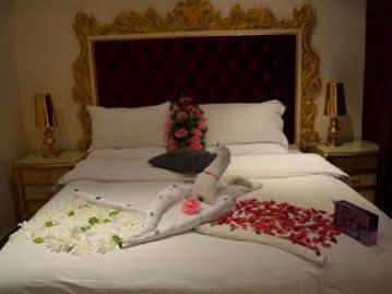 Rose Garden Hotel Riyadh Exterior photo